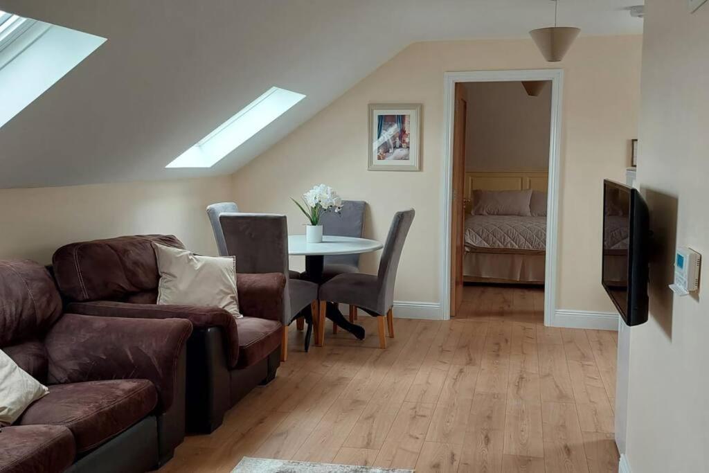 Modern Countryside Apartment Killmallock Lodge Enniscorthy Eksteriør billede